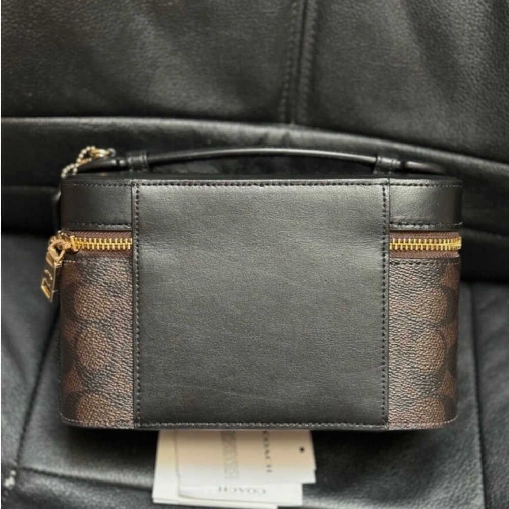 NWT Coach Cosmetic Case In Signature Canvas CW728 Walnut/ Black - Picture 8 of 11